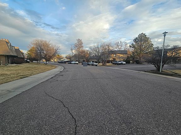 4th image of 7722 W Glasgow Pl