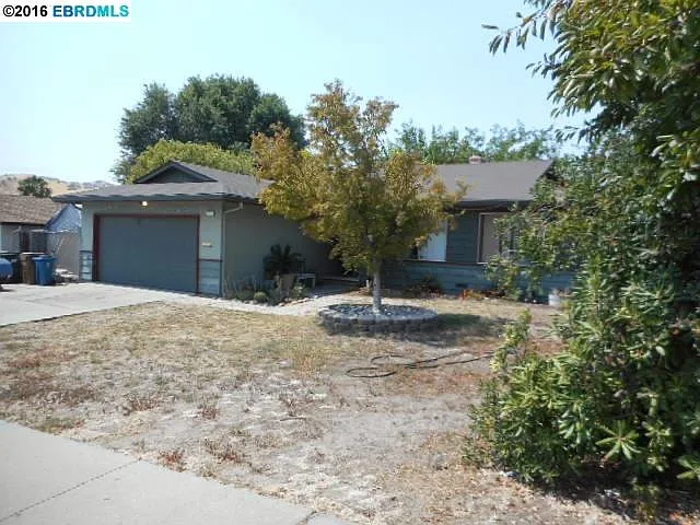 3314 Saint James Pl photo 1