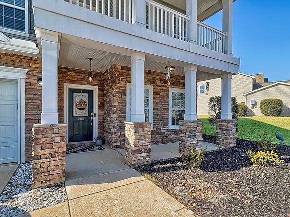 5th image of 208 Woolbright Ln