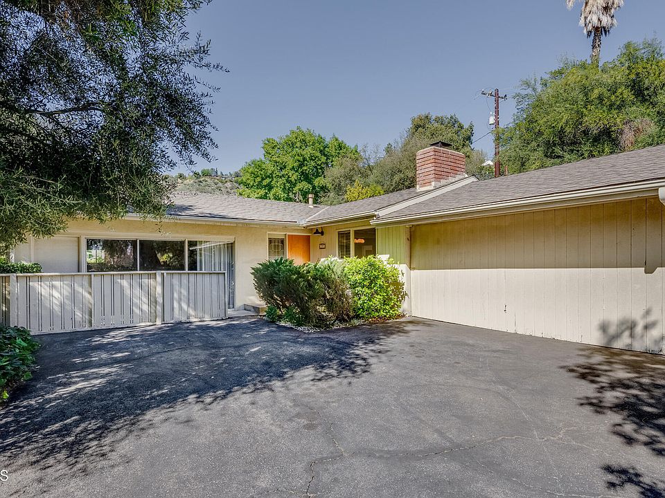 1st image of 379 Knight Way