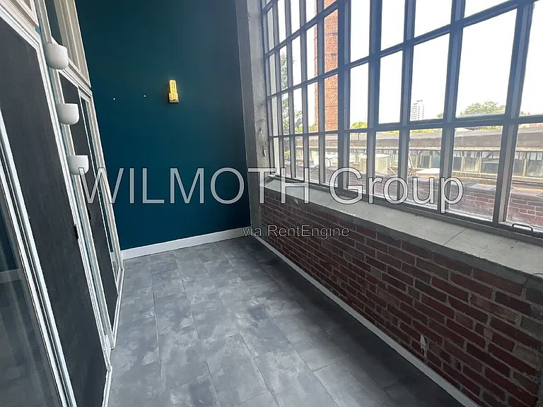 611 N Park Ave #302 — Photo 24