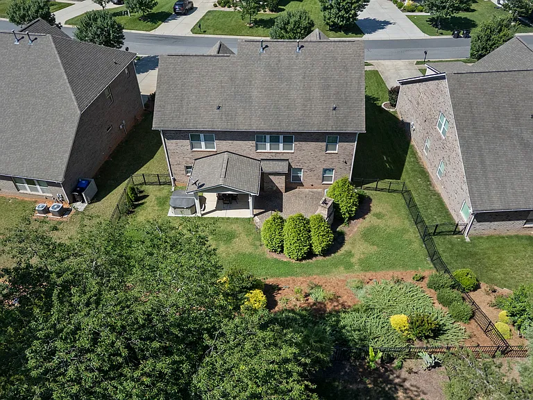167 Alexandria Dr — Photo 48