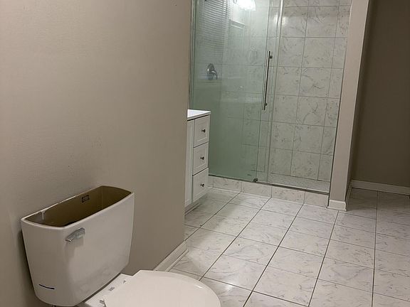 4th image of 2816 King Street