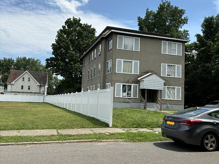 124 Prospect Ave #5 — Photo 2