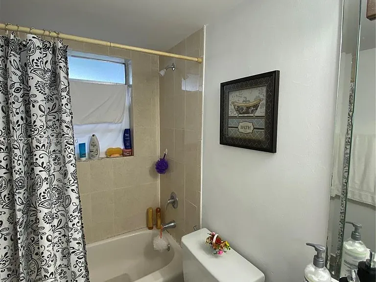 1755 W 60th St #D310 — Photo 12