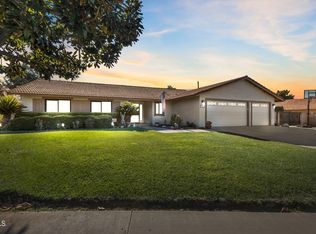 2340 Peppertree Ln, Riverside, CA 92506