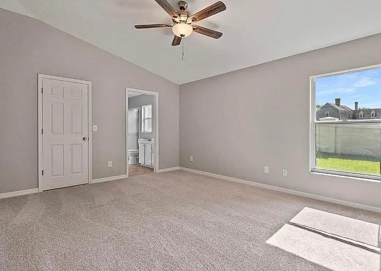 18 Spinnaker Cir — Photo 8