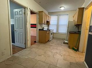 259 E 46th St #R2, Brooklyn, NY 11203