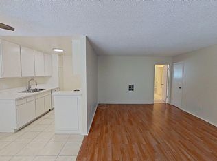 8142 La Paz Dr, Huntington Beach, CA 92647