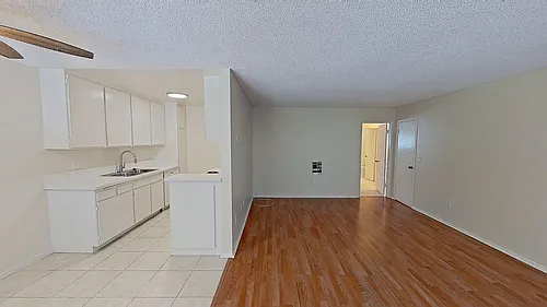 8142 La Paz Dr Photo 1