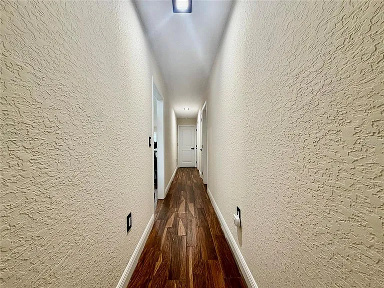 6248 SW 48th Ave — Photo 32