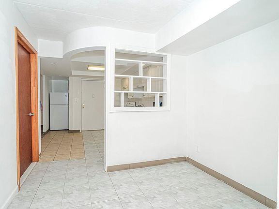 3rd image of 490 Clove Road