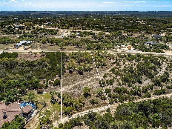 3rd image of 682 Butler Oaks
