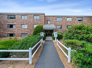 69 Milliken Ave APT 17, Franklin, MA 02038