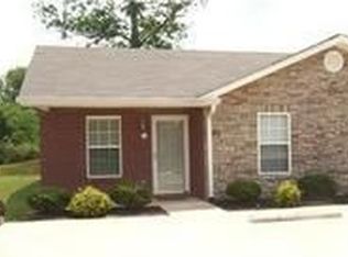 106 Colson Village Ct, Dover, TN 37058