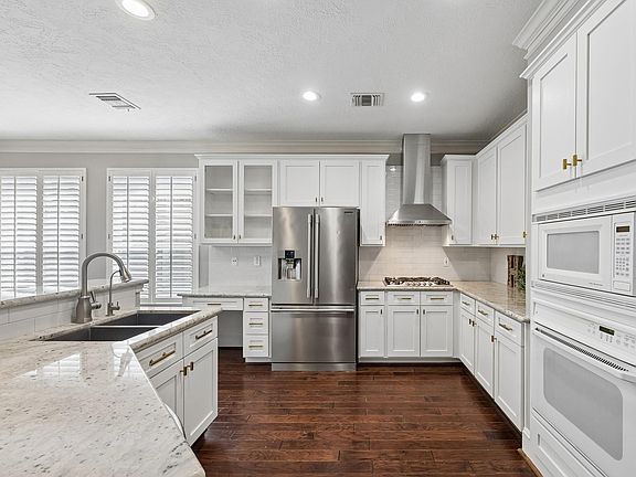 3rd image of 13718 Kellerton Ln