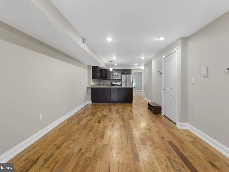 704 Alter St #D — Photo 9