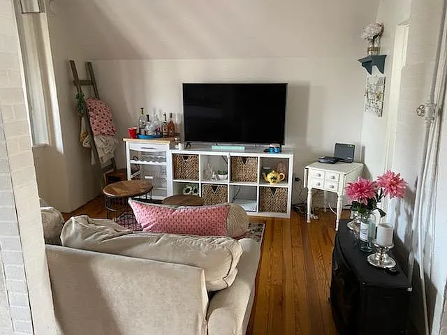 1 bed, 788 sqft, $1,700 — Photo 3