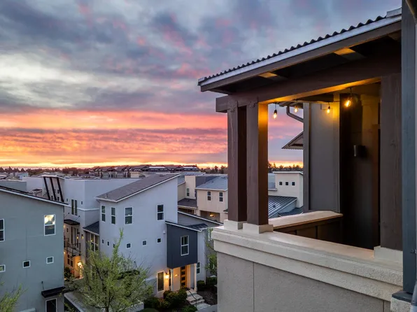 1661 Spring St #433, Davis, CA 95616