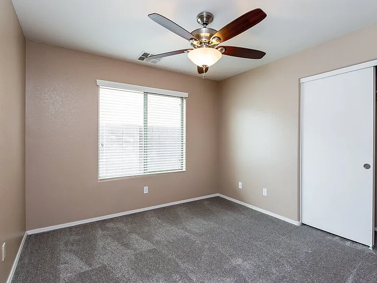 3630 W Mesquite Ave — Photo 13