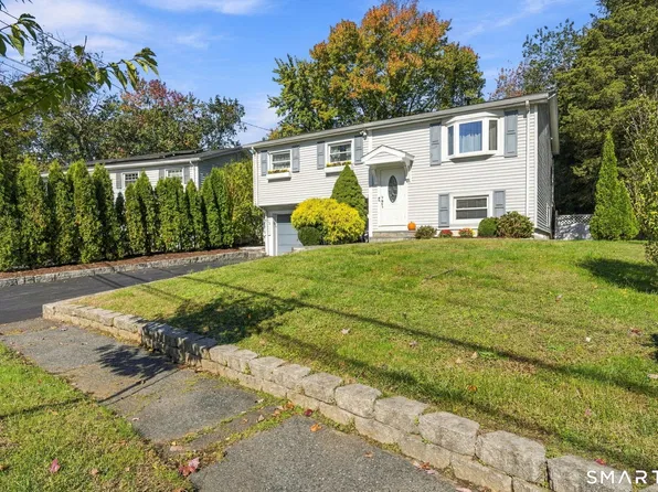 6 Country Club Road, Norwalk, CT 06851
