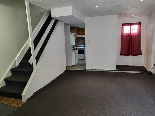1607 Page St Photo 1