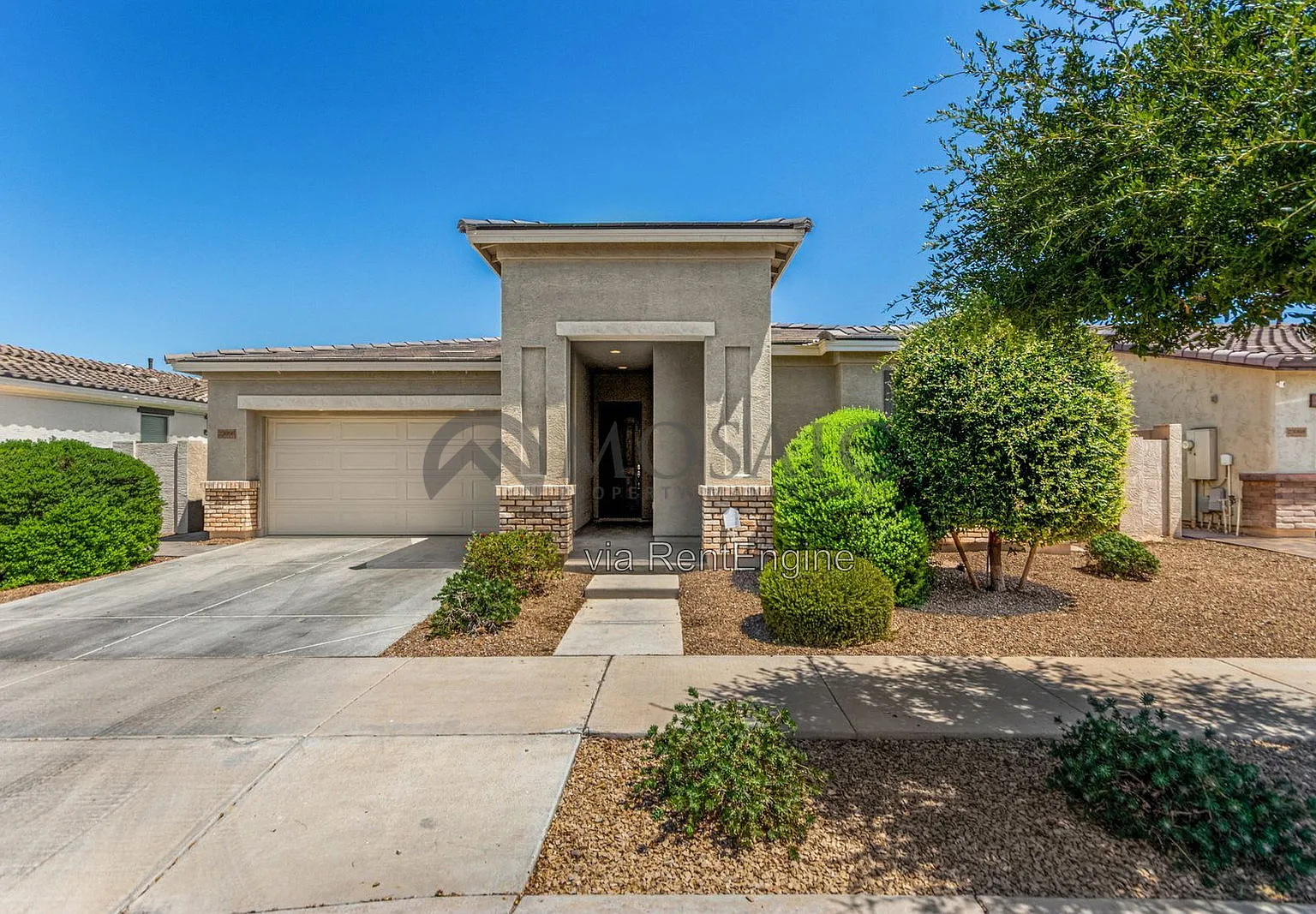 4 bed, 3.0 bath, 2308 sqft, $2,600 — Photo 1