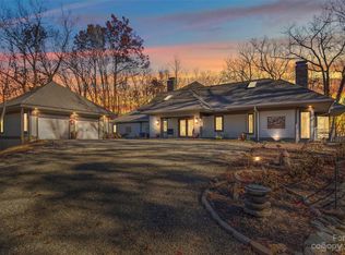 430 Winterle Rd, Lake Lure, NC 28746