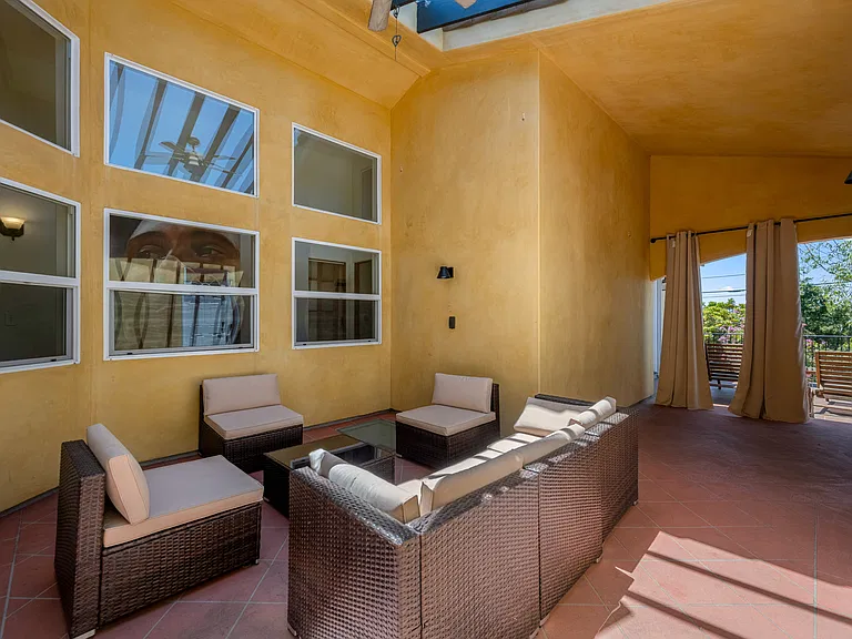 8302 S Sepulveda Blvd — Photo 14
