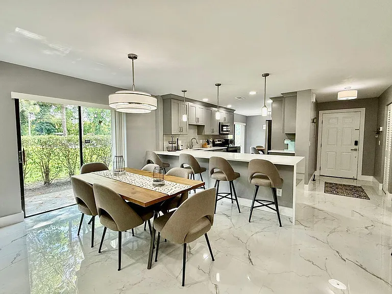 20 Westgate Ln #20G — Photo 1