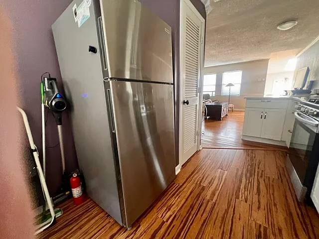 1426 E 38th St #D — Photo 13