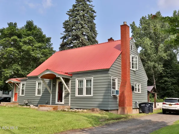 2001 Route 22b, Morrisonville, NY 12962