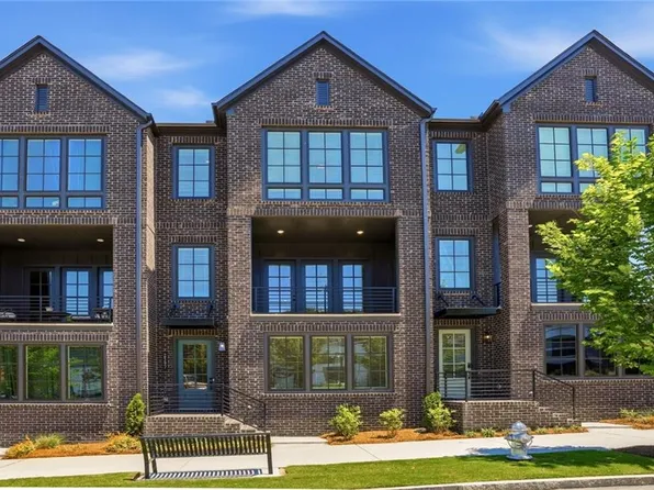 2597 Mackintosh Ct, Atlanta, GA 30319