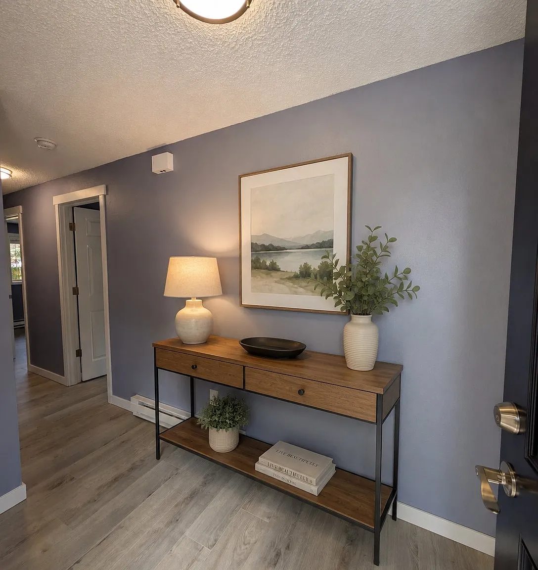 Cozy 3 Bed 1 Bath Completely Remodeled Home in Marysville - $2800 - Available 10/01/2026 — Photo 2