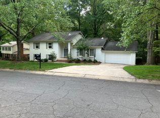 2713 Hinsdale St, Charlotte, NC 28210