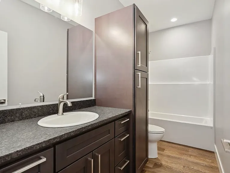 Main Bathroom