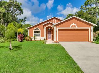 1484 Saxony Rd SW, Palm Bay, FL 32908