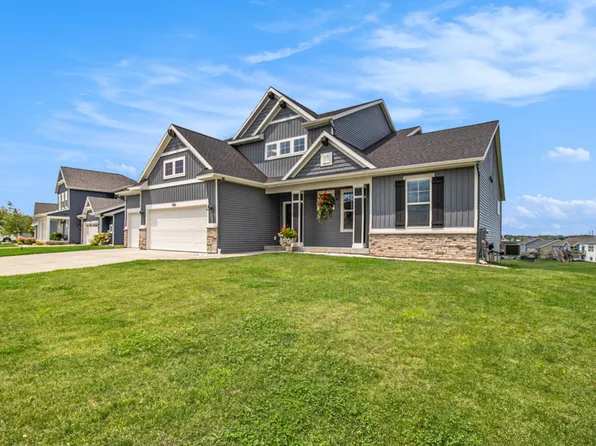 7451 Ridgeline Dr, Zeeland, MI 49464