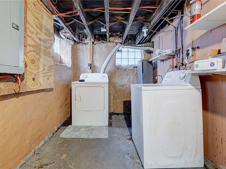 47 Amherst St #UP — Photo 21