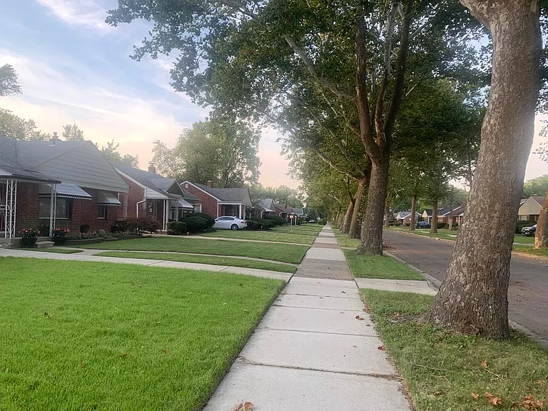 9581 Stout St — Photo 3