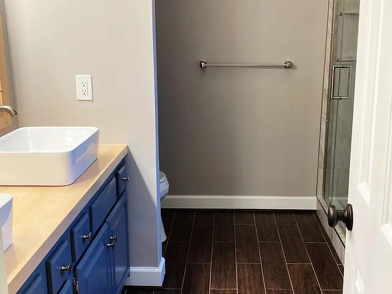 104 Cavendish Dr — Photo 31