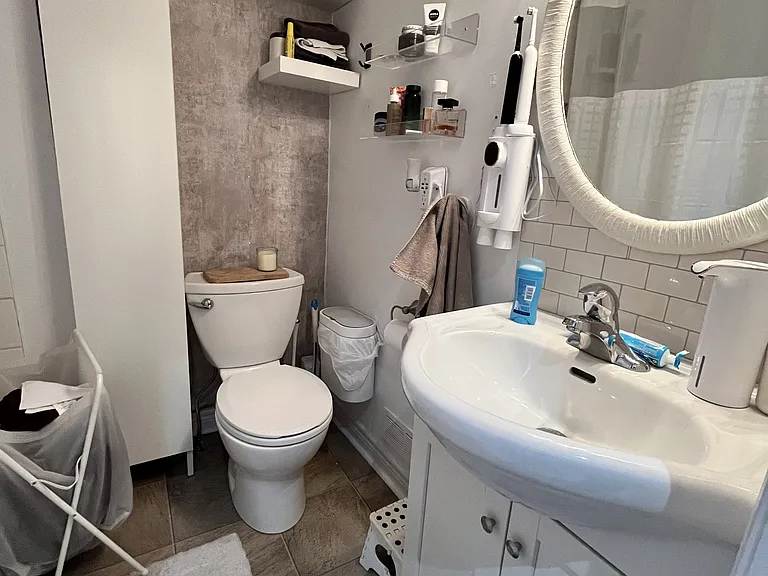 337 James St #1 — Photo 20