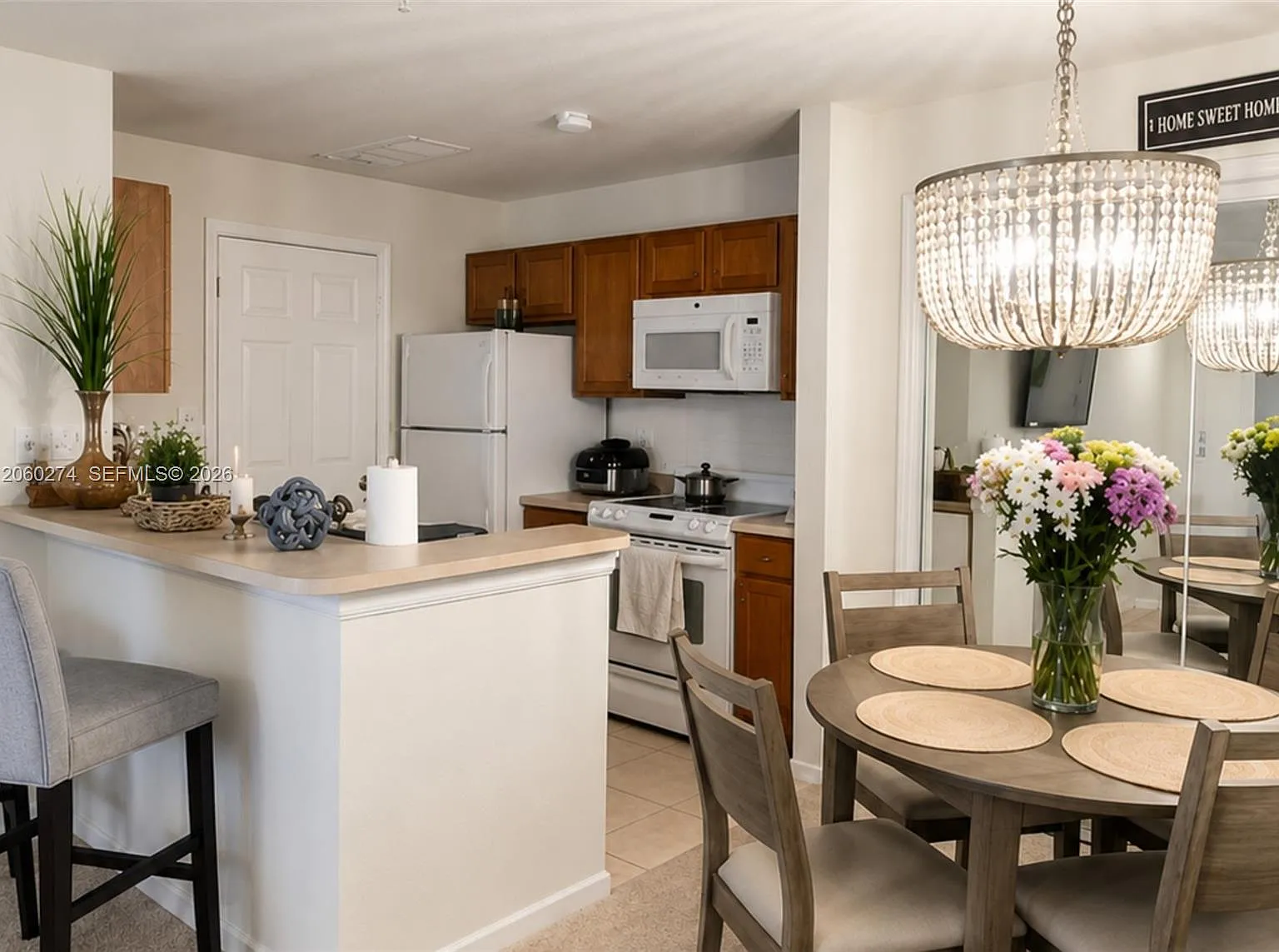1 bed, 1.0 bath, $1,750 — Photo 3