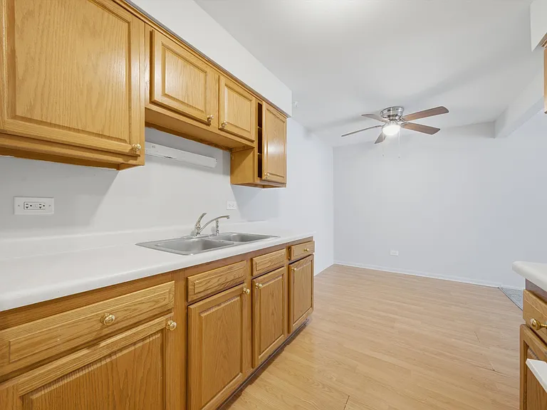 7040 100th St #302 — Photo 24