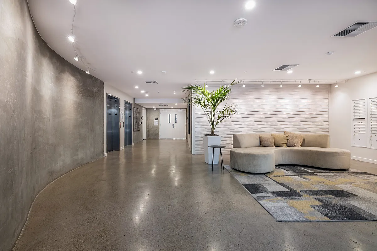 8V9A1238 - Rasa Apartments