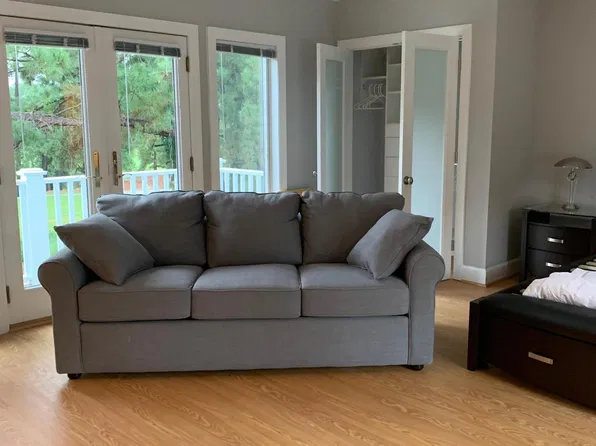 1346 Rowland Dr, Saint Helena Island, SC 29920