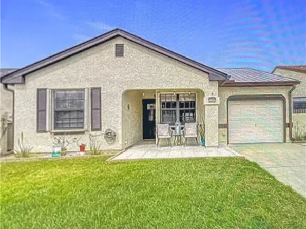 2392 SE Brekenridge Cir, Port Saint Lucie, FL 34952