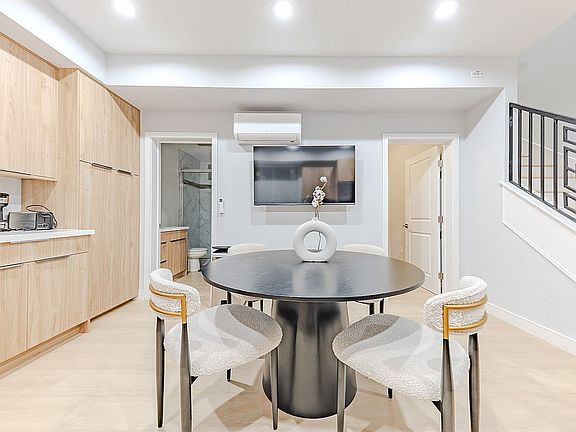 3rd image of 123 S Marguerita Ave #215B