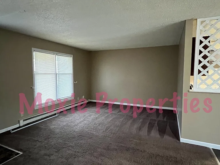 4136 Liberty St — Photo 1