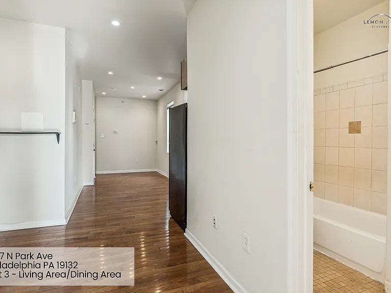 2217 N Park Ave #3C — Photo 8
